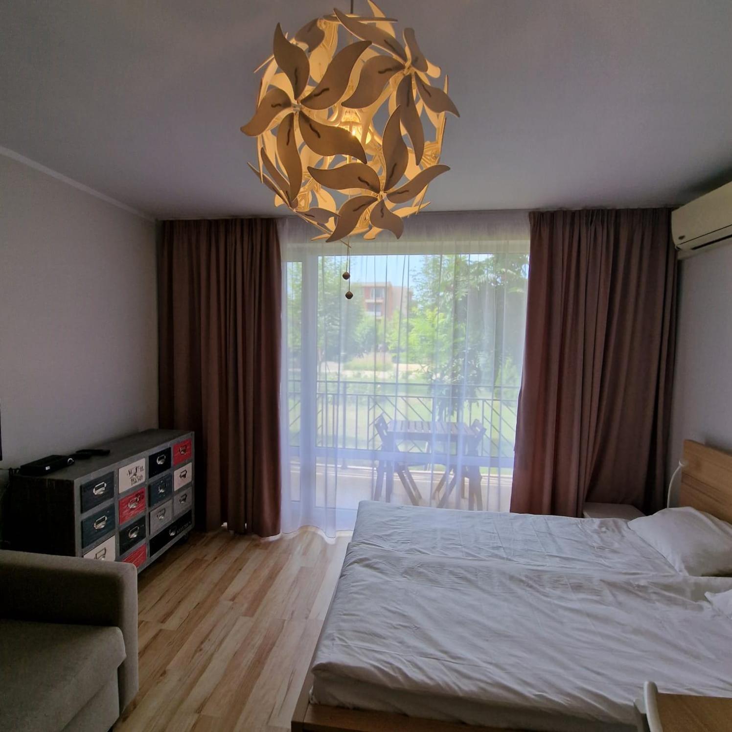 Holiday Fort Golf Club - Premium Apartments Slăntjev Brjag Exteriör bild