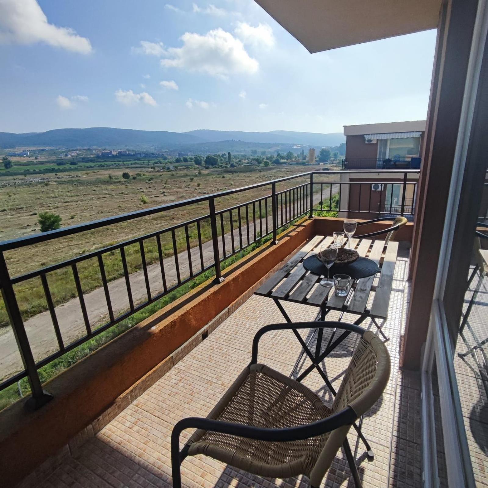 Holiday Fort Golf Club - Premium Apartments Slăntjev Brjag Exteriör bild