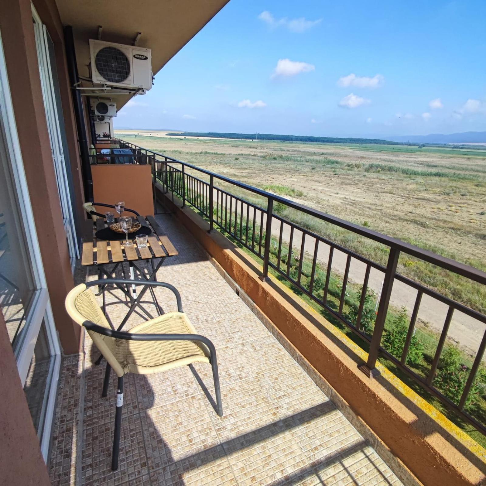 Holiday Fort Golf Club - Premium Apartments Slăntjev Brjag Exteriör bild