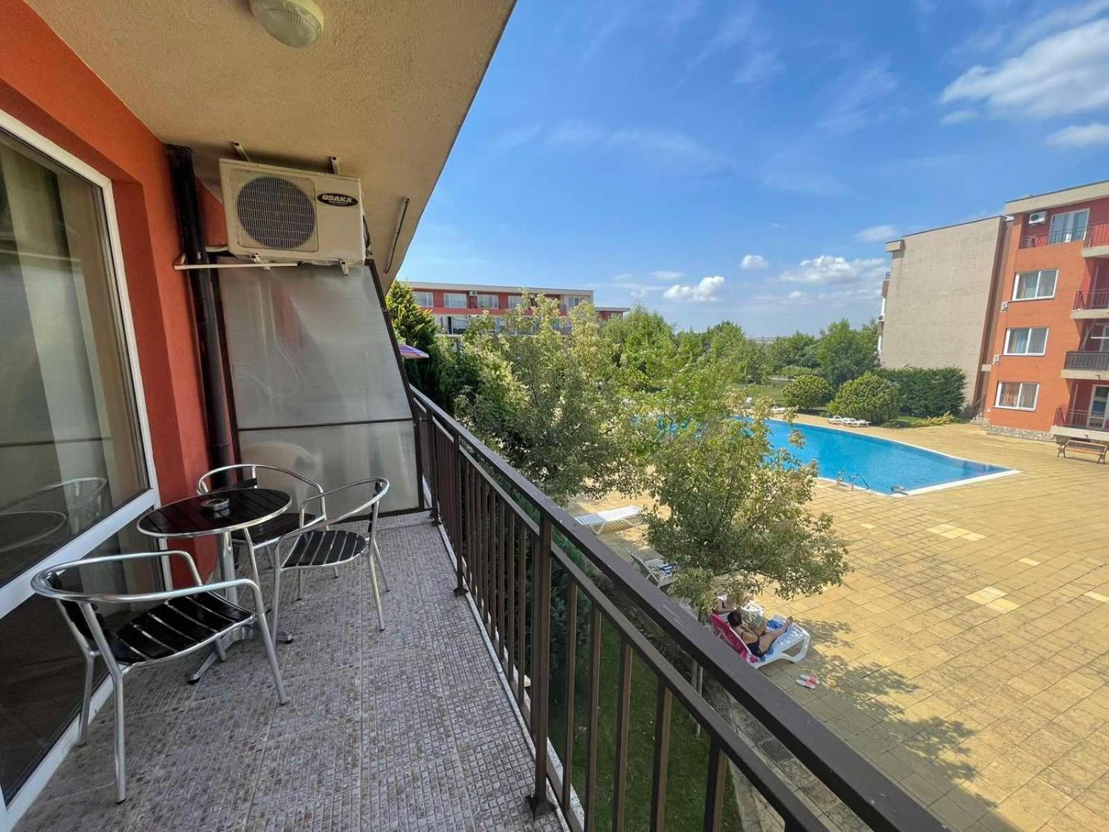 Holiday Fort Golf Club - Premium Apartments Slăntjev Brjag Exteriör bild
