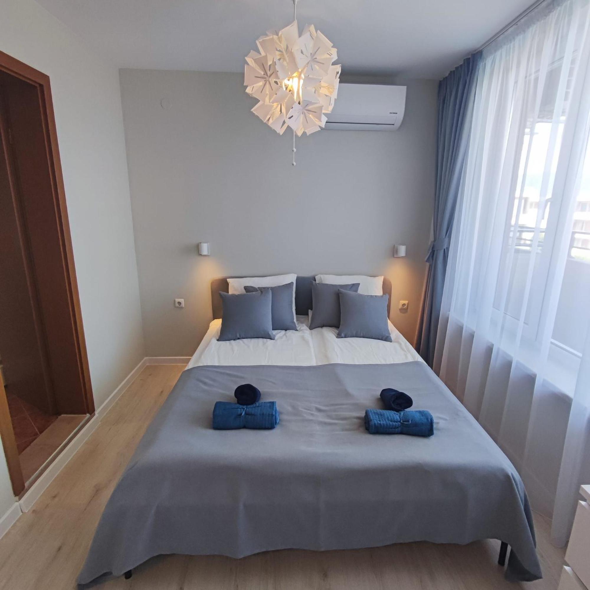 Holiday Fort Golf Club - Premium Apartments Slăntjev Brjag Exteriör bild